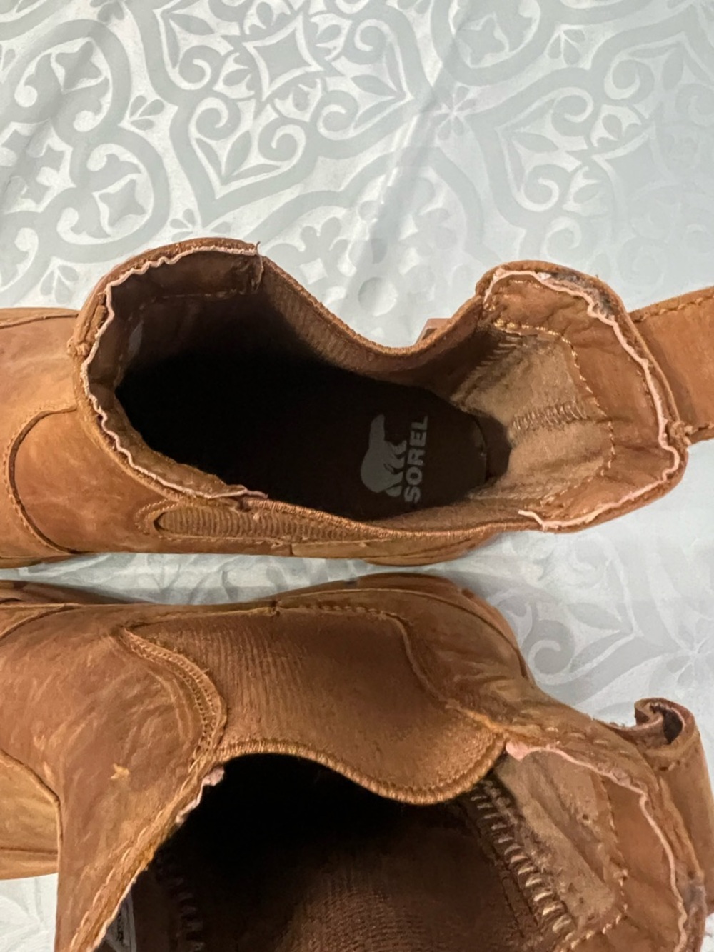 Sorel Brown Tan Chelsea Ankle Boots size 8 caramel color - Picture 9 of 13